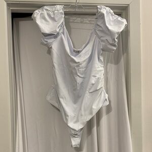 Chic White Puff Sleeve Bodysuit